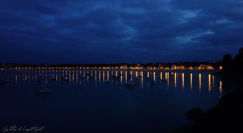 Une rade de nuit